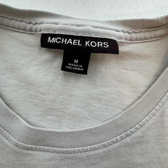 Michael Kors Logo Tshirt Size Medium - Picture 5 of 7